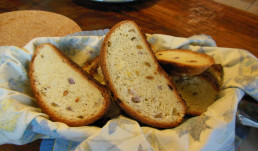 Pistachio Onion Bread