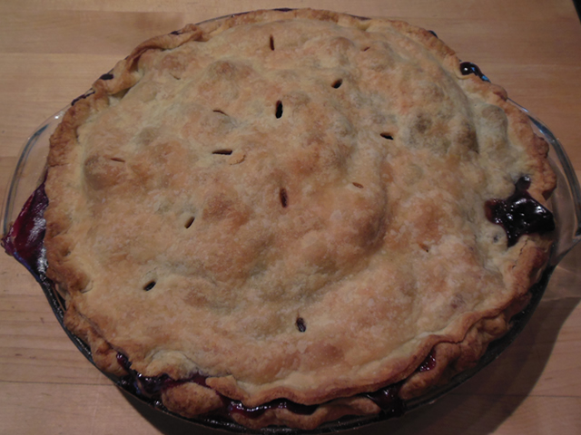 07-13-14-blueberry-peach-pie-1